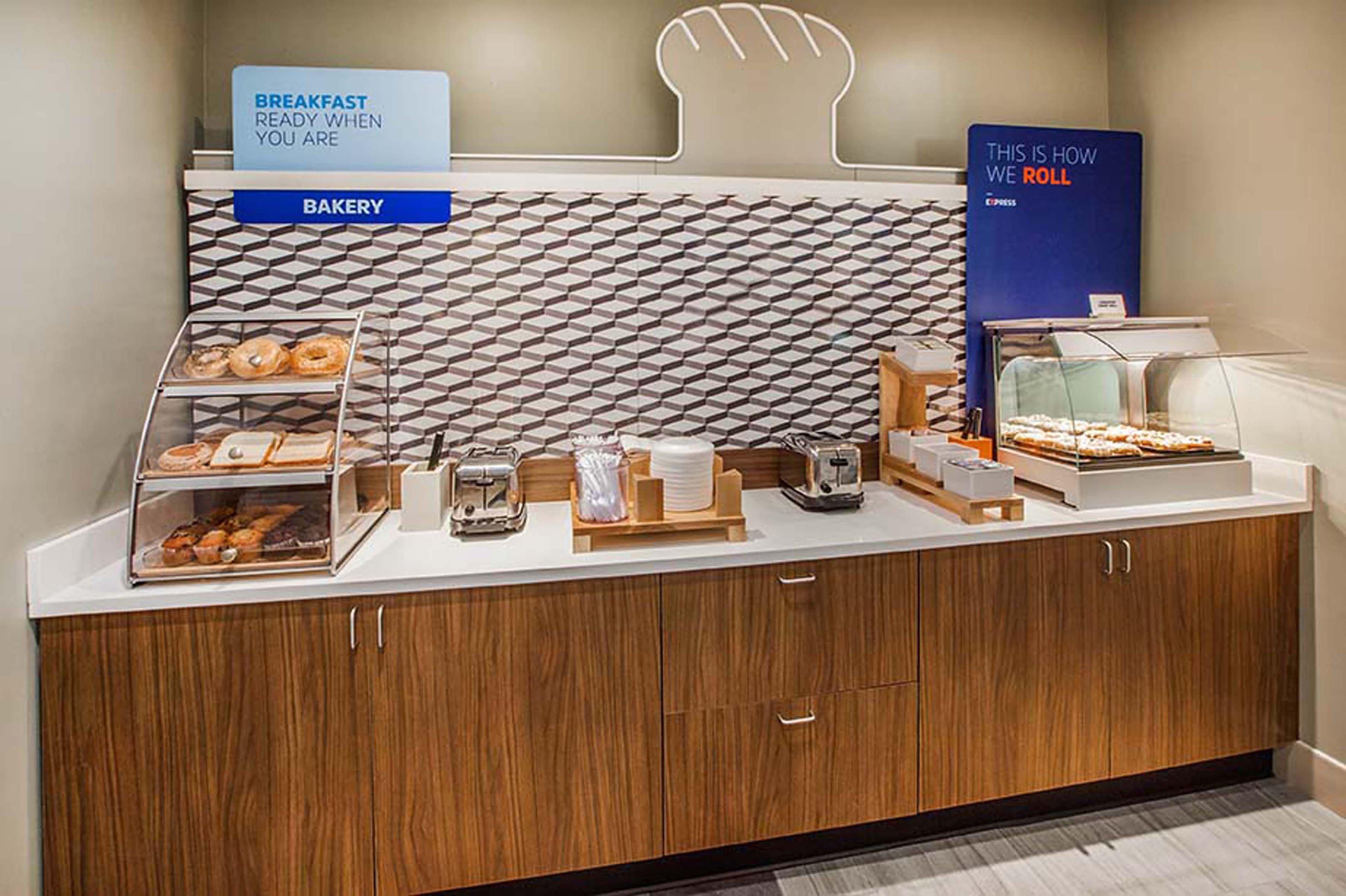 Holiday Inn Express & Suites Sweetwater By Ihg Bagian luar foto