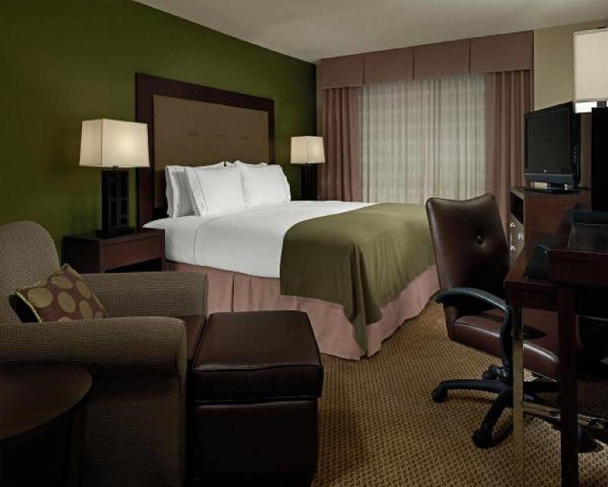 Holiday Inn Express & Suites Sweetwater By Ihg Bagian luar foto